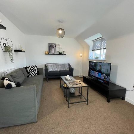 Cosy 2Br Retreat, Near Uni & Qe Hospital, Parking Apartment เบอร์มิงแฮม ภายนอก รูปภาพ